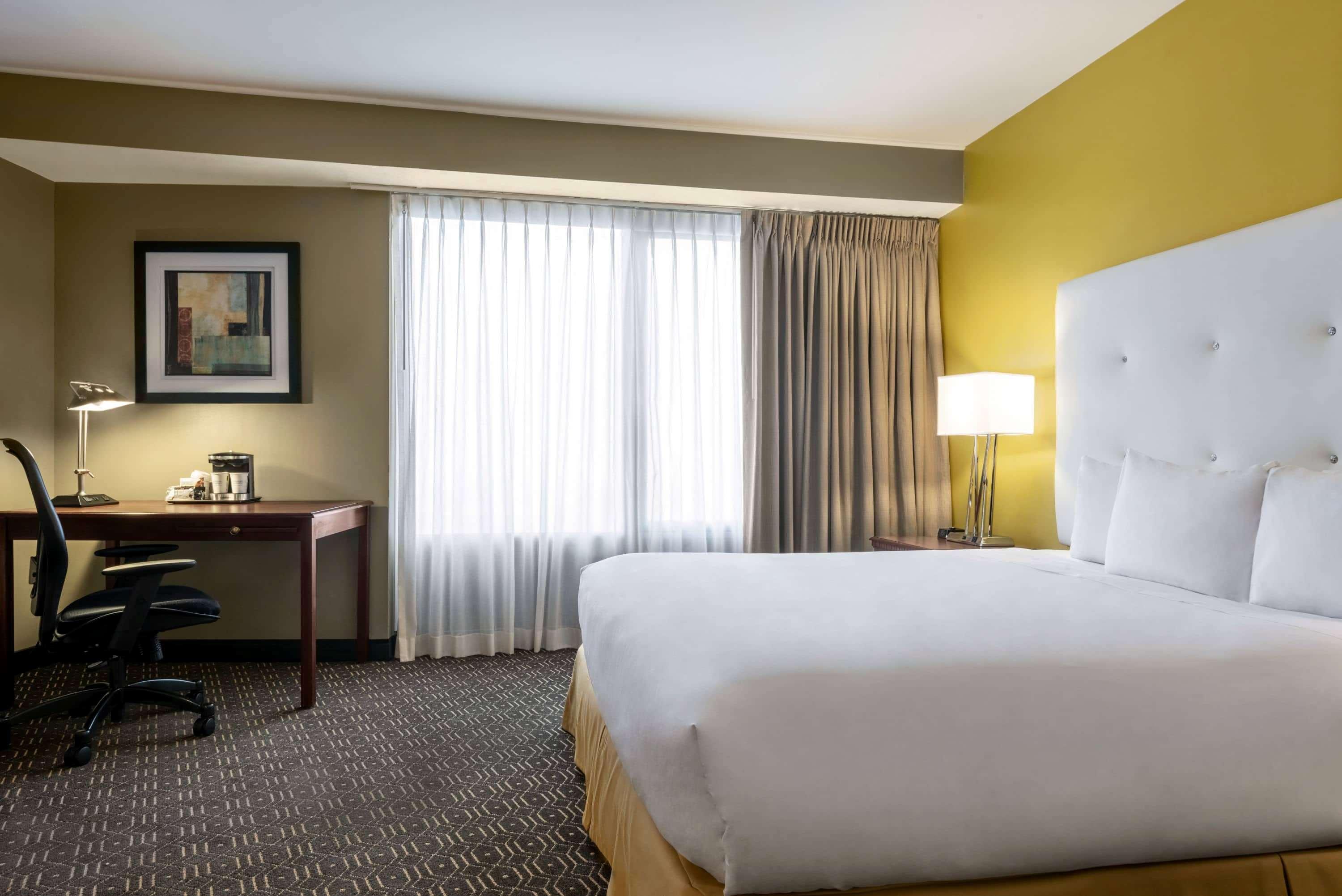 Wyndham Springfield City Centre Екстериор снимка