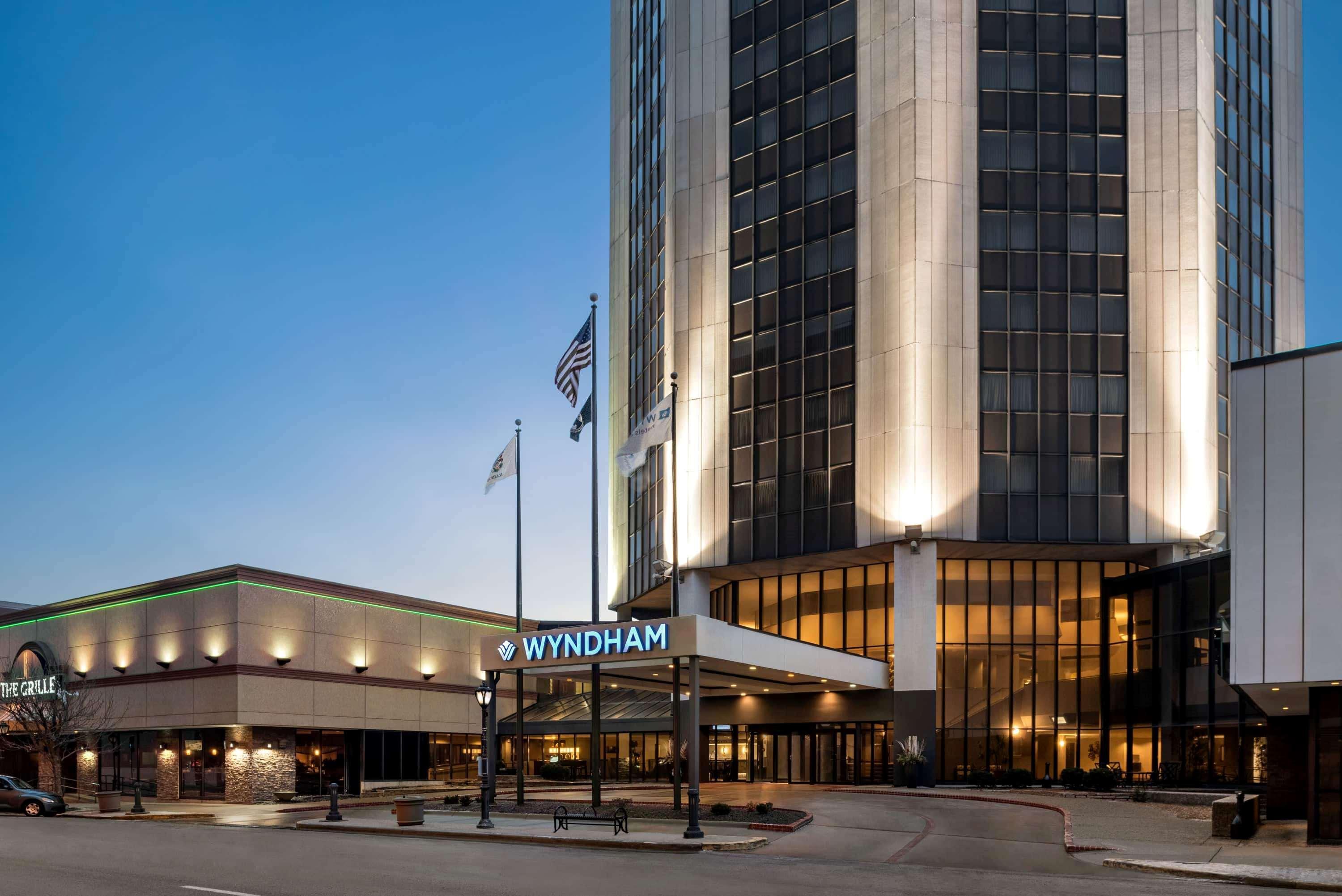 Wyndham Springfield City Centre Екстериор снимка