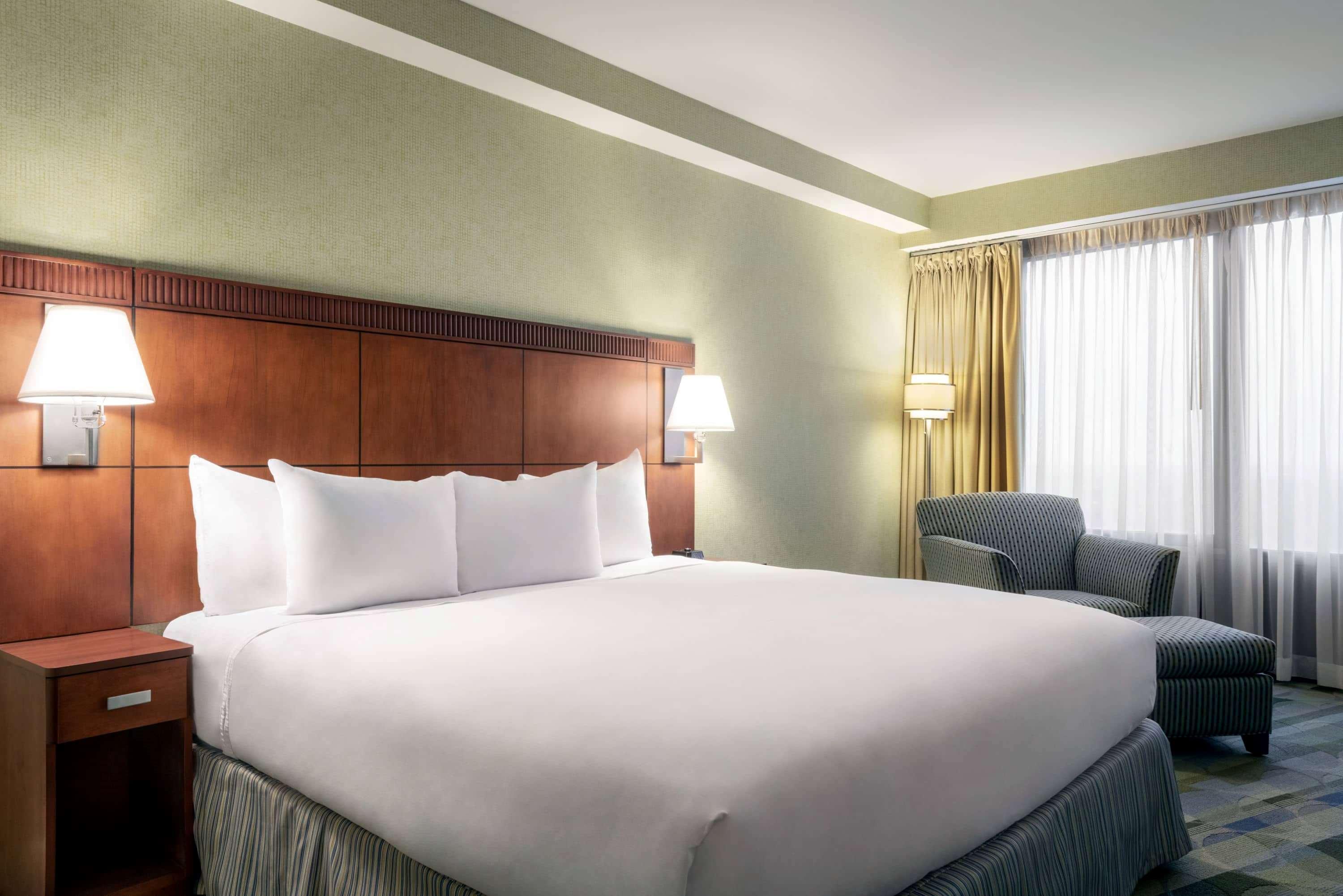 Wyndham Springfield City Centre Екстериор снимка