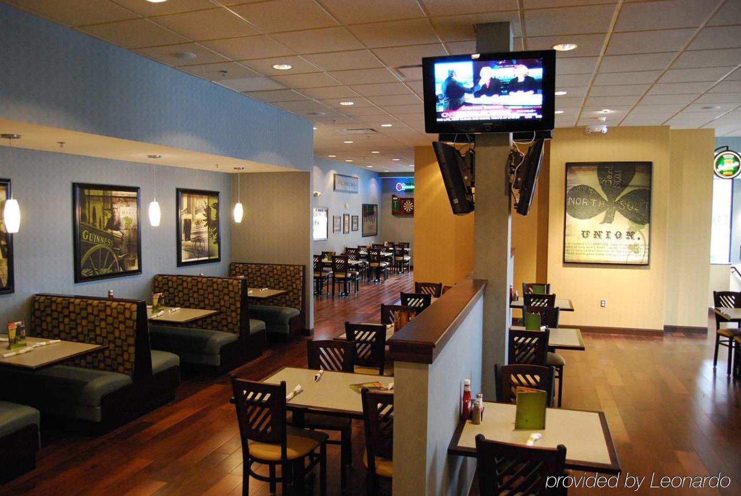Wyndham Springfield City Centre Ресторант снимка