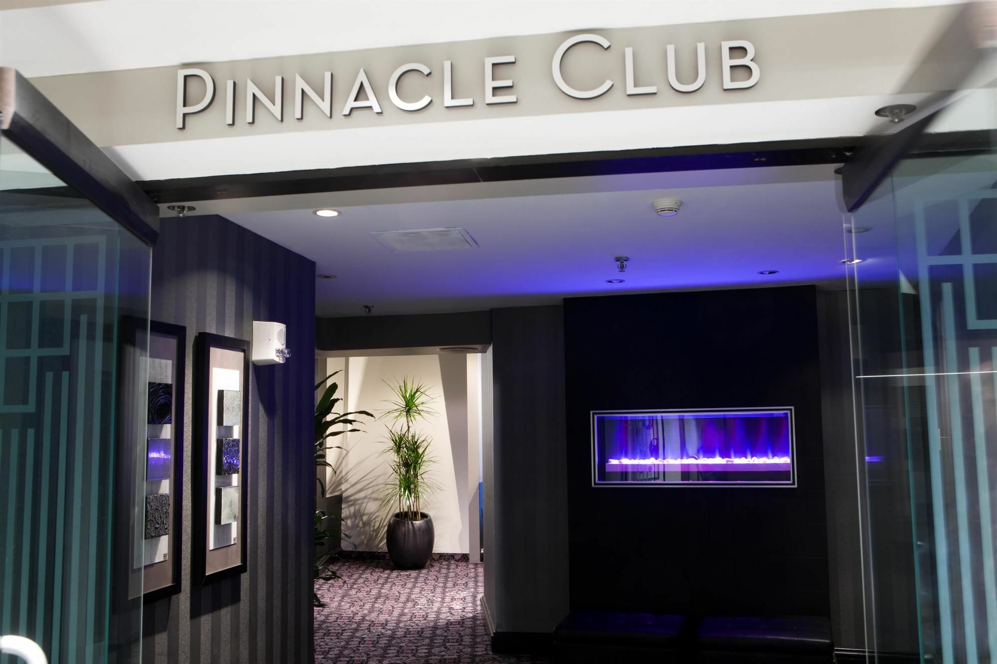 Wyndham Springfield City Centre Екстериор снимка