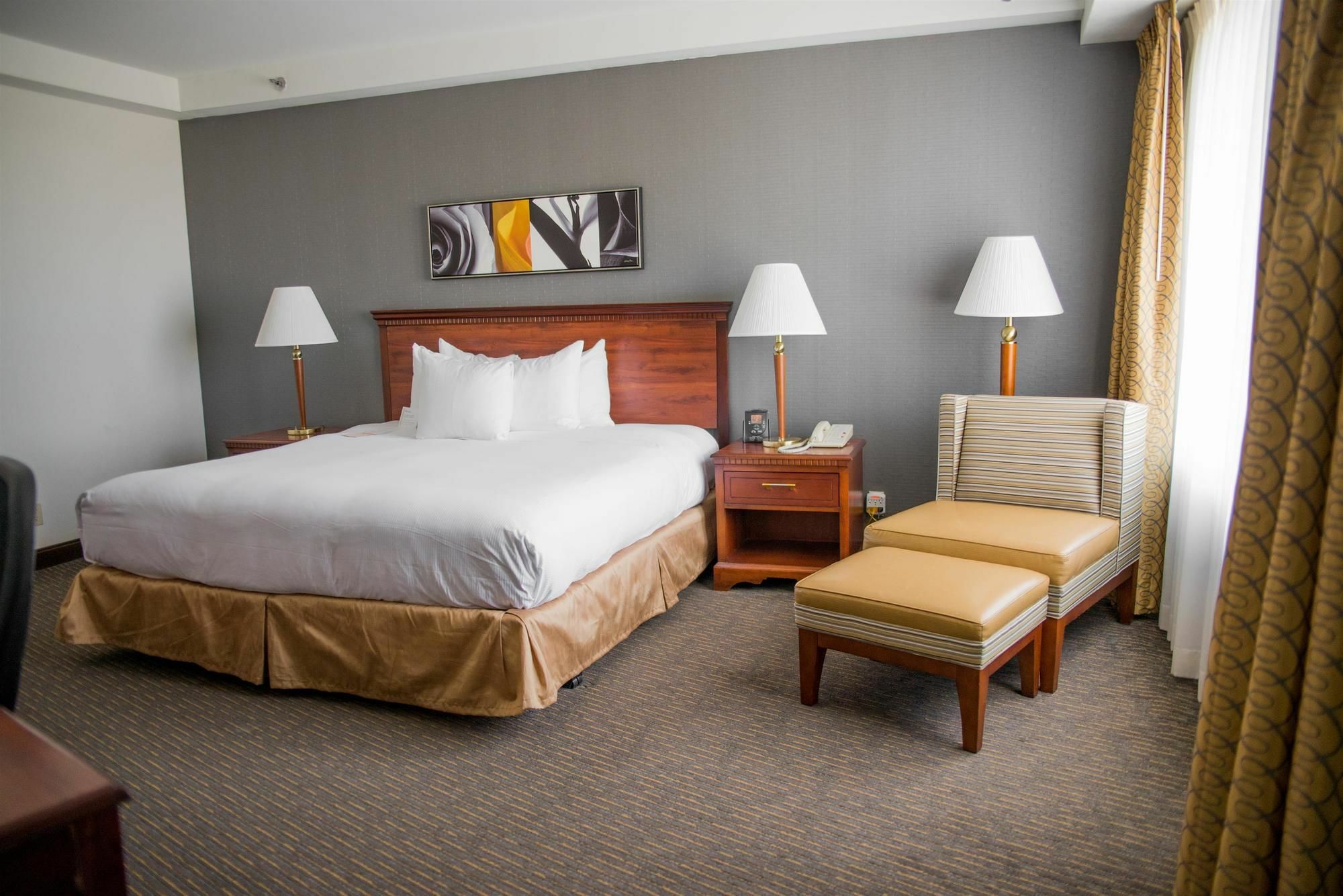 Wyndham Springfield City Centre Екстериор снимка